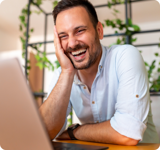 Displayr AI - Illustration of happy client